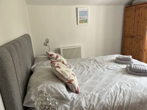 bedroom 1 king size bedroom